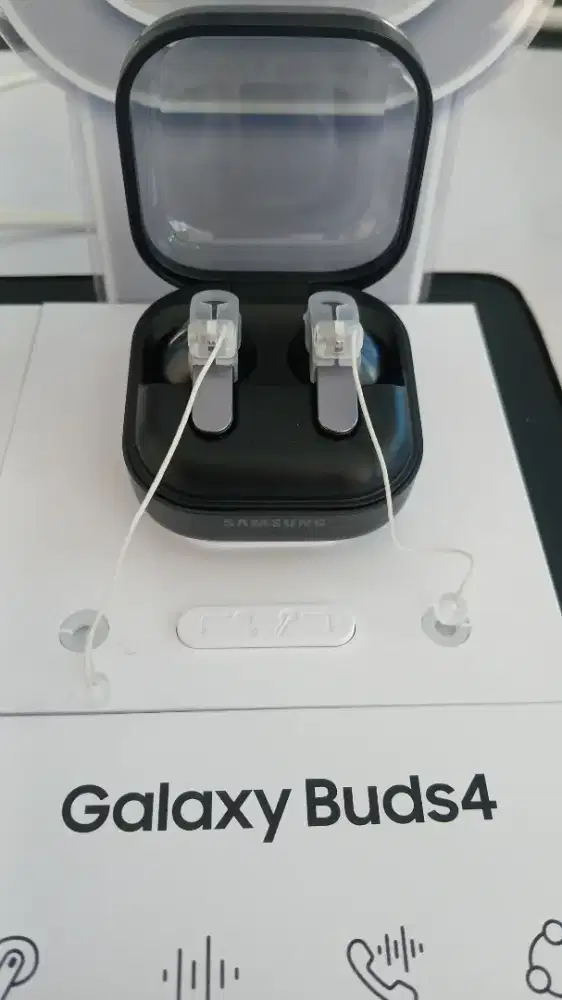 Samsung Galaxy buds 4
