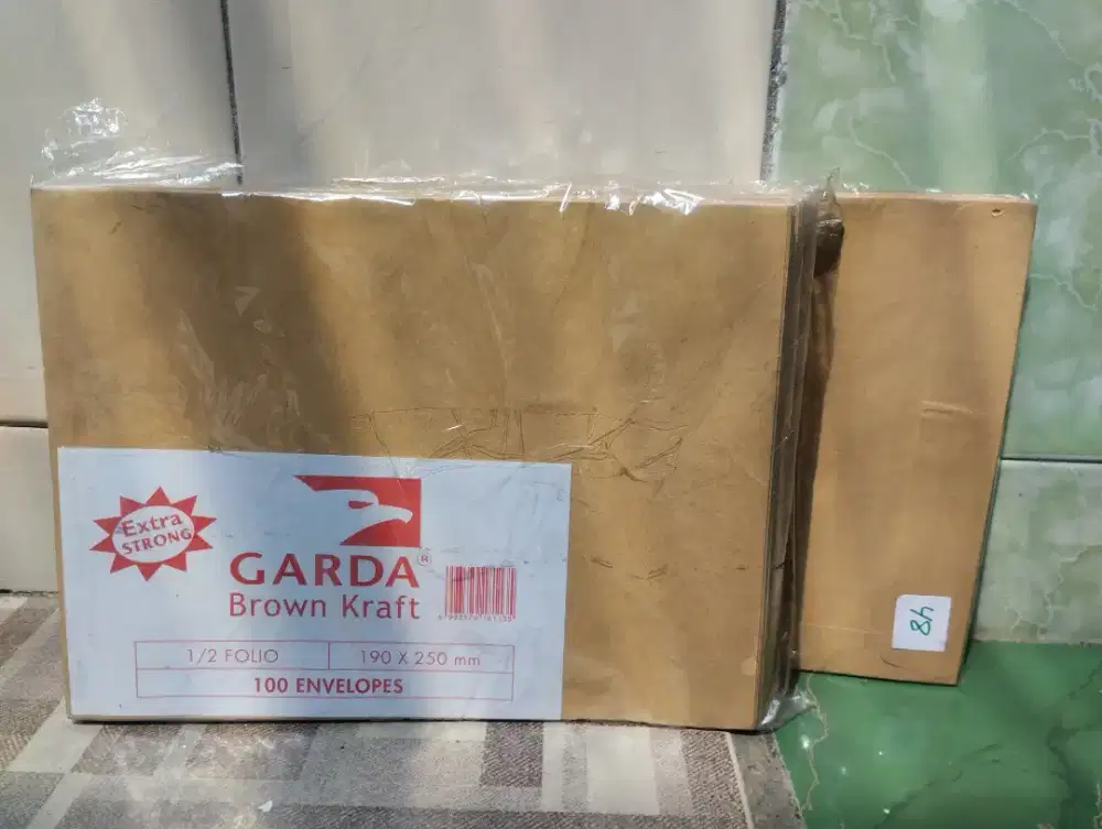 148 pcs AMPLOP GARDA BROWN KRAFT 1/2 FOLIO