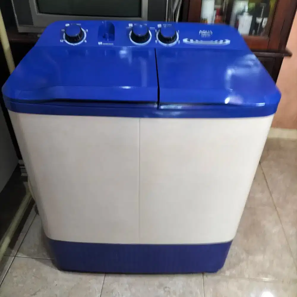 Mesin cuci 2 tabung 8kg merk Aqua normal Bekasi Utara.