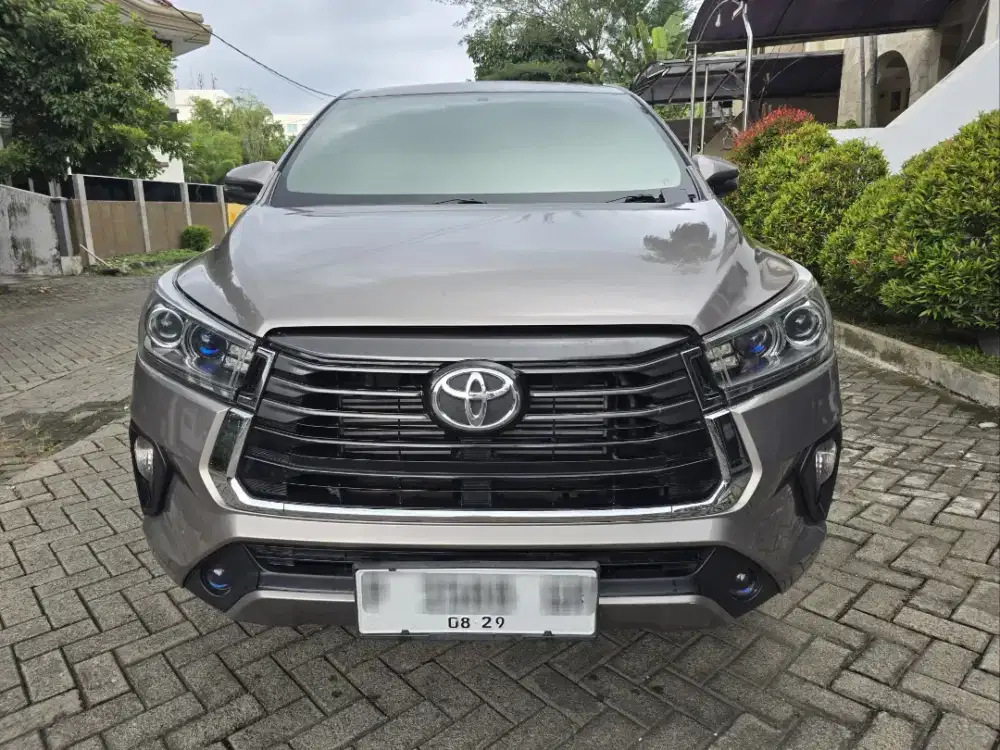 Toyota Innova Reborn V Diesel 2.4 AT