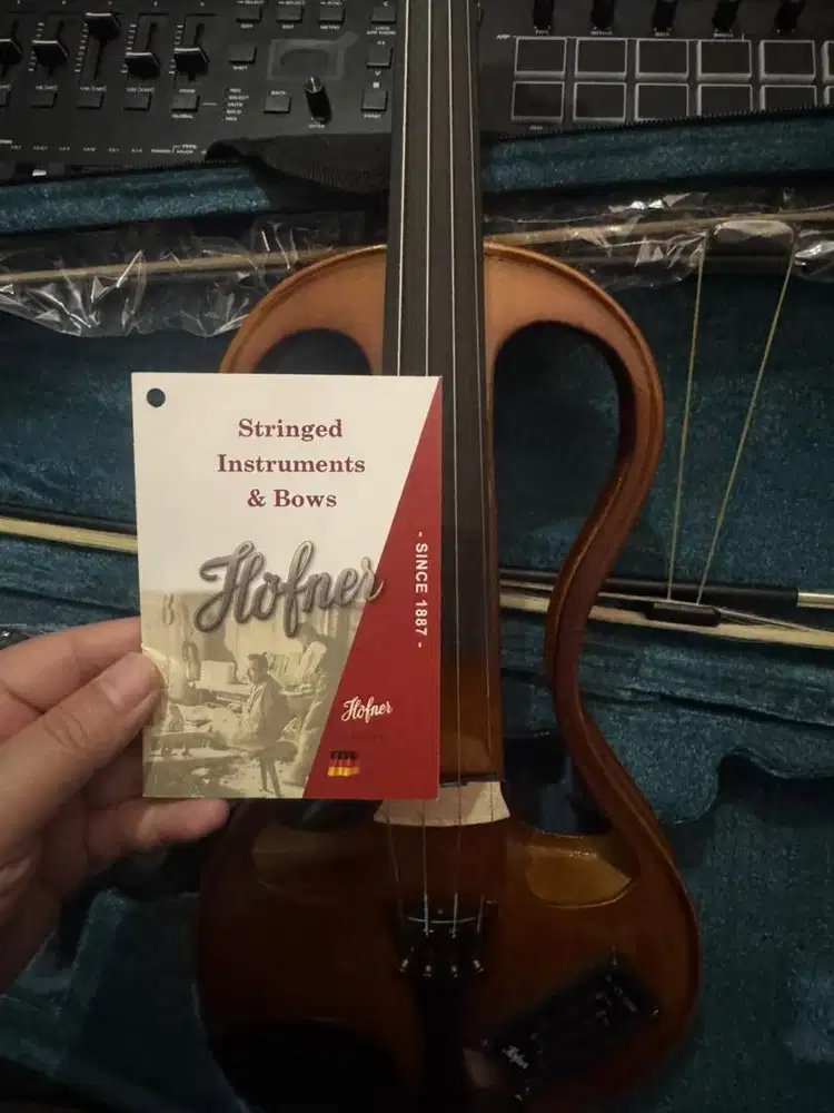 Violin / Biola Hofner AS160E 4/4 elektric Original
