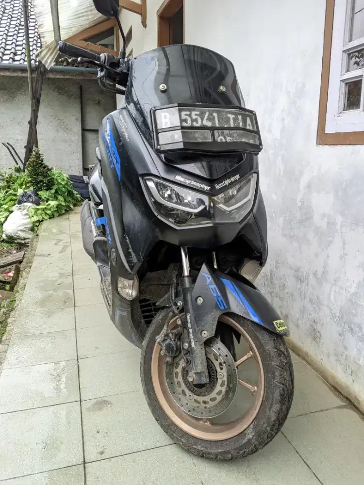Dijual nmax tahun 2021