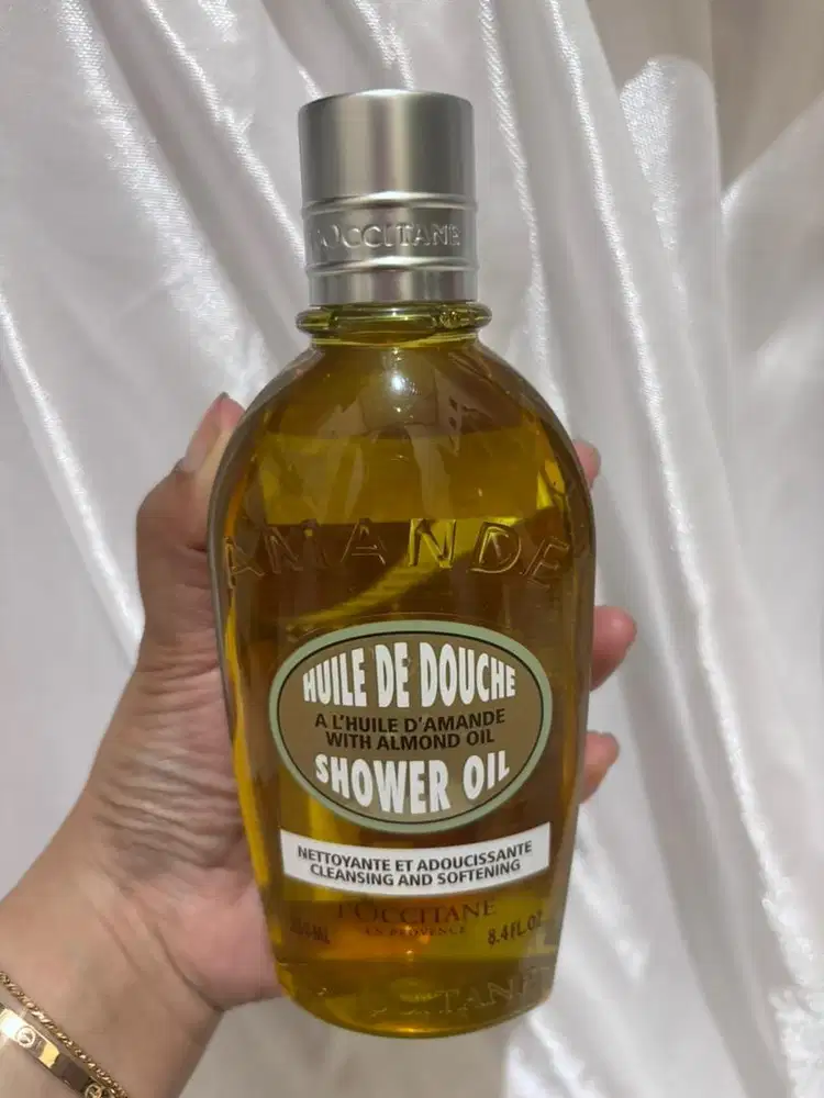 shower oil Loccitane