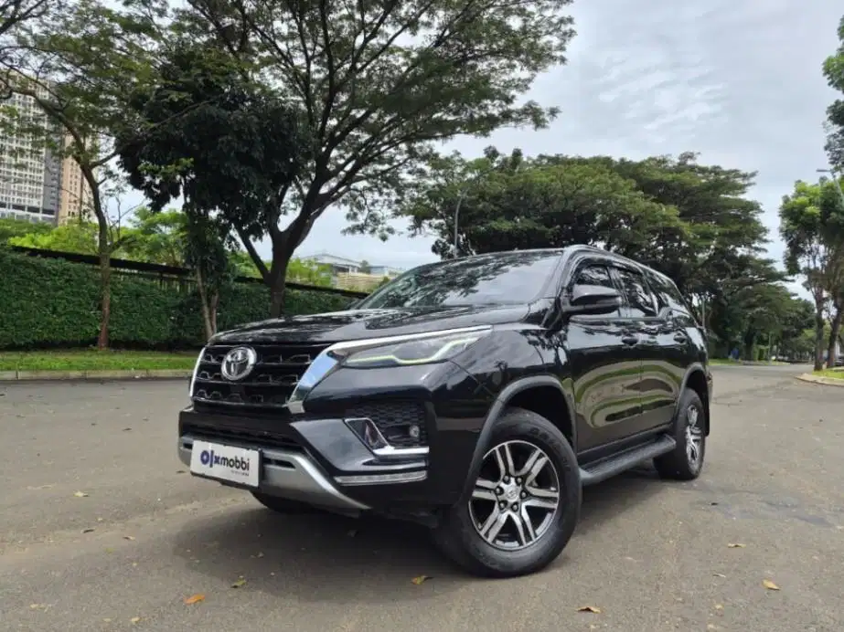 LOW DP Toyota Fortuner 2.4 G 4X2 DSL Solar-AT 2022 TJZ