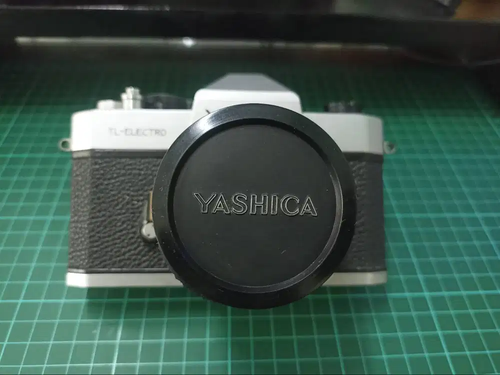 Yashica TL Electro 35mm SLR Camera