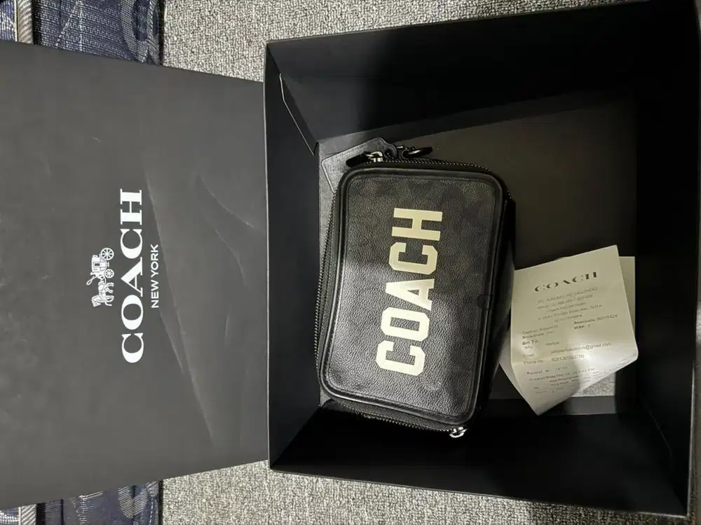 tas Clutch Coach Charter Slim Crossbody