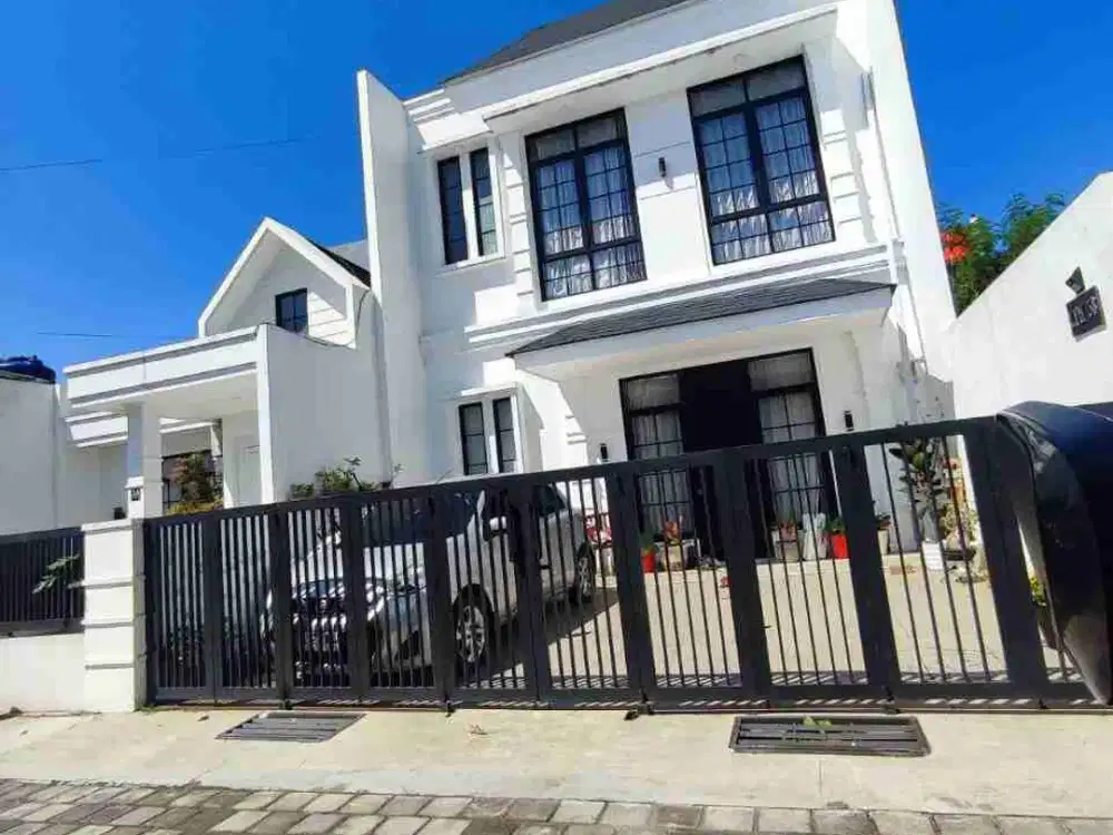 Dijual Rumah Amerikan Klasik 2Lantai di Arcamanik Kota Bandung