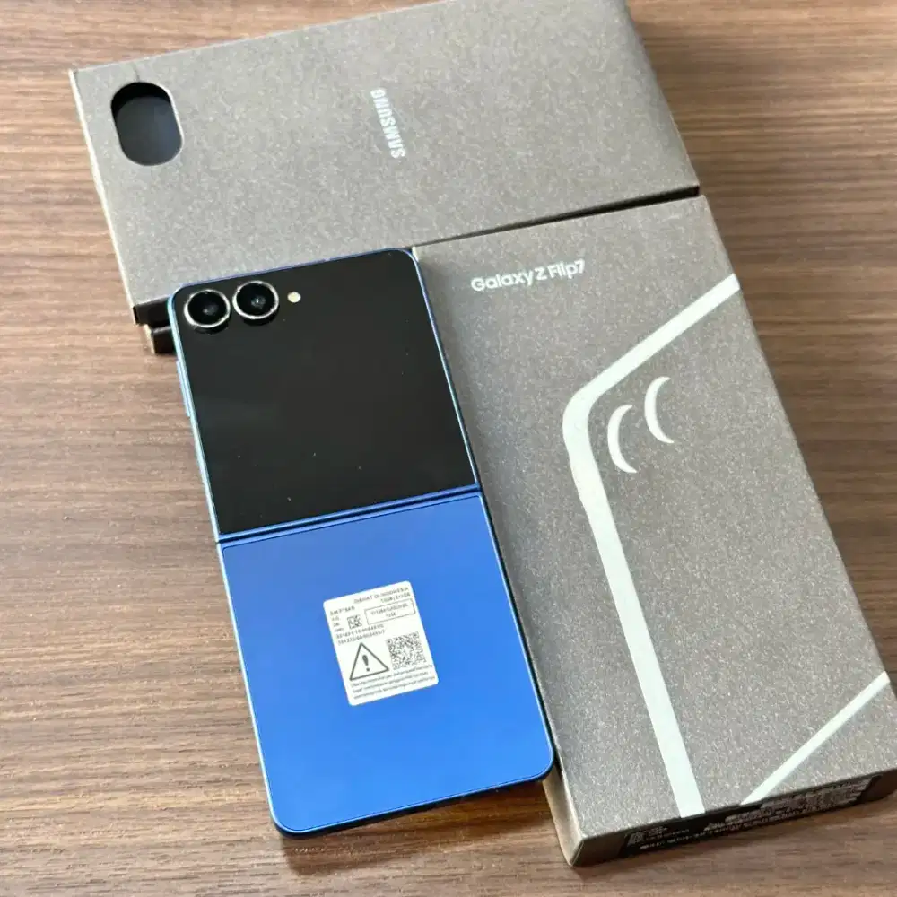 Samsung Z Flip 7 12/512GB, [ Navy ] Garansi Resmi Sein.
