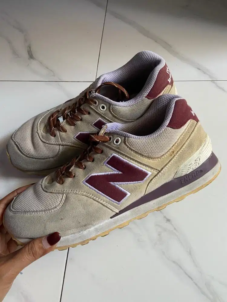 Sepatu pribadi Nb seri 574