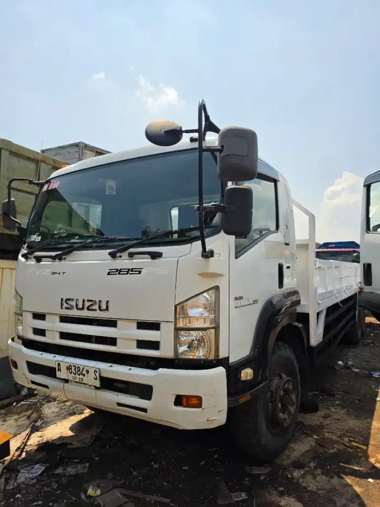Isuzu FVZ 285ps  tronton 6x4 bak besi 3way long 9.6 tahun 2018