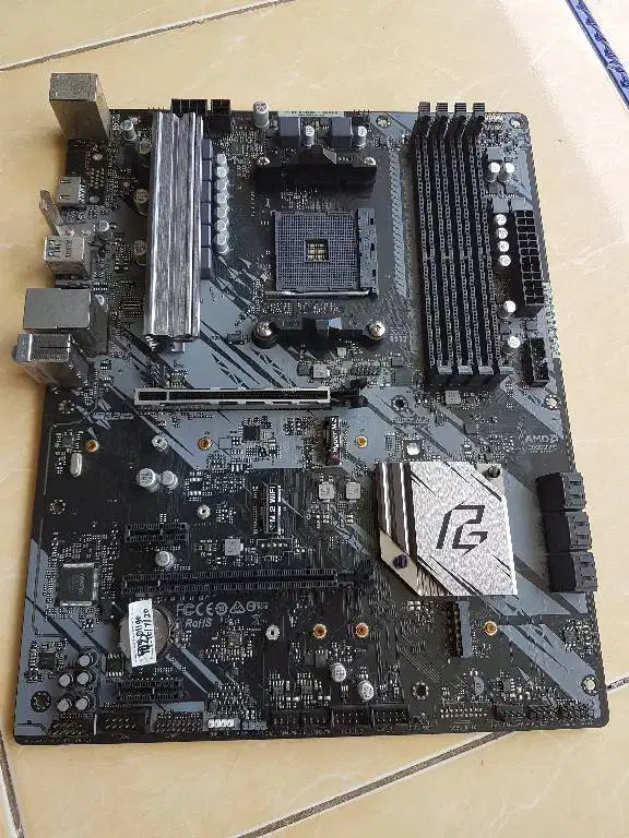 Motherboard ASRock B550 Phantom Gaming 4 AMD AM4 Support Ryzen 5000