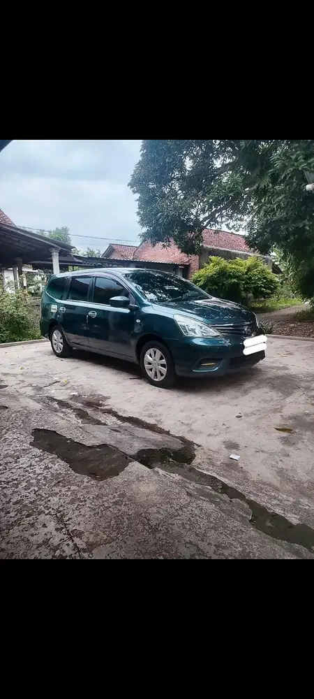 Nissan Grand livina 2013 Bensin