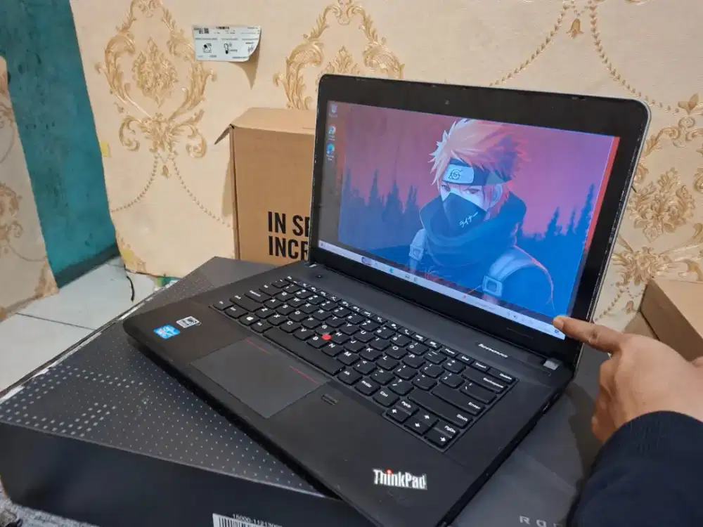 Laptop Lenovo Thinkpad E431 Touchsreen -CORE I5 GEN3 -SIAP PAKE