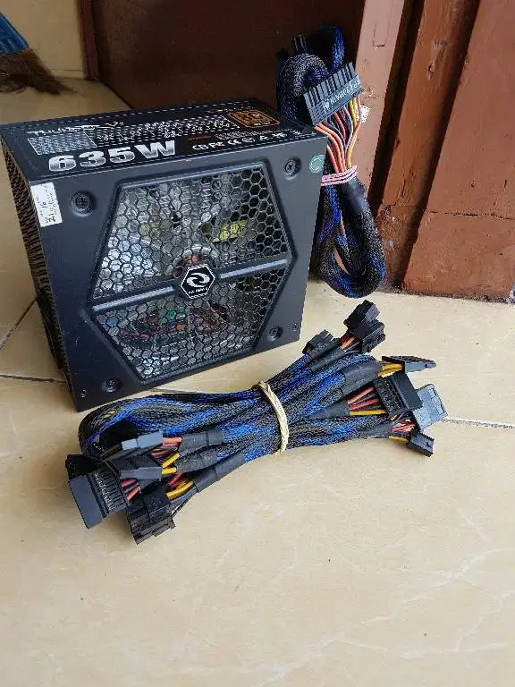 PSU Raidmax Thunder V2 635w 80+ Bronze Semi Modular 2x8 pin vga