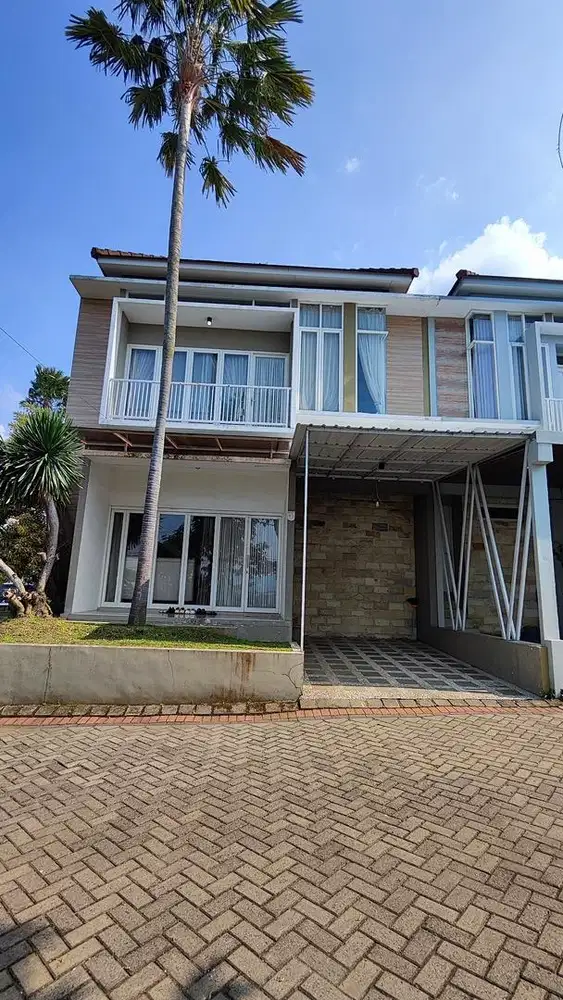 Di Jual Rumah 2 Lantai