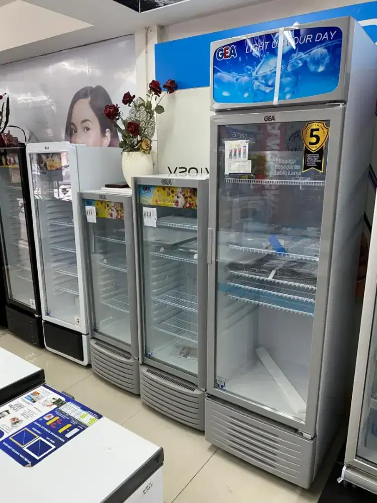 Promo cicilan showcase Bunga 0% Tanpa DP gratis 1x angsuran