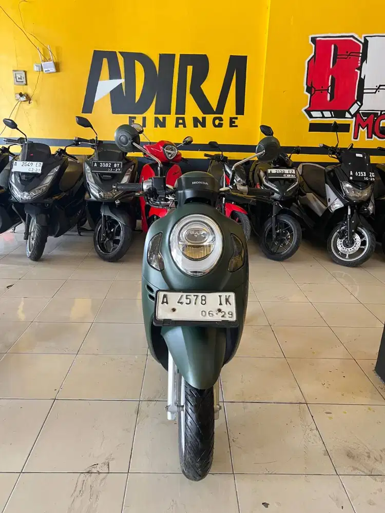 SCOOPY PRESTIGE TAHUN 2024