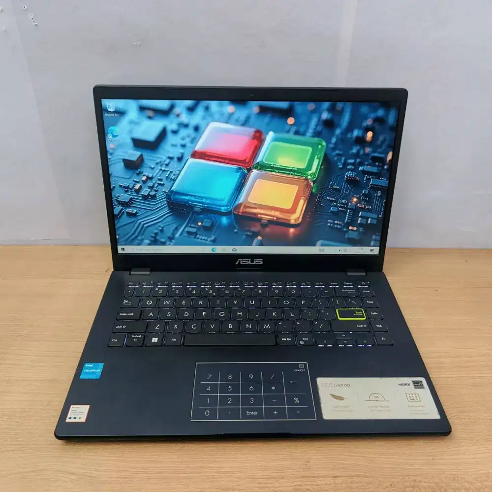 Asus Vivobook E410KA | Intel Celeron N4500 | 4GB | 256GB SSD | Backlit