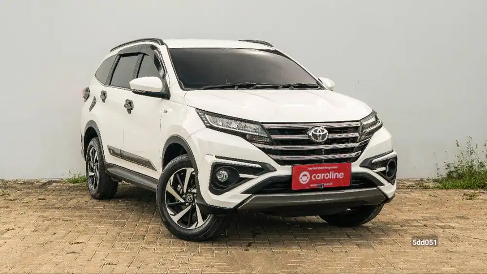 TOYOTA RUSH S 1.5 GR  AT 2022 - BERGARANSIN SELAMA 1 TAHUN