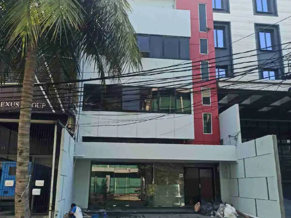 Disewakan Gedung Kantor 3.5 Lantai Lokasi Strategis di Jakarta Pusat.