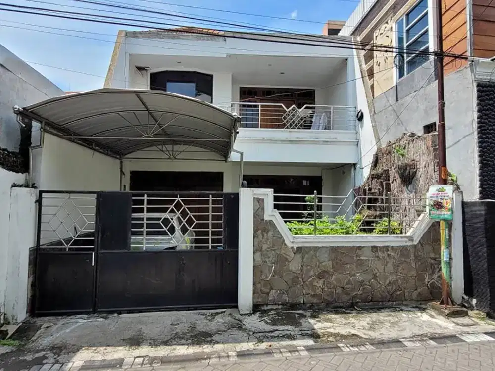 Rumah Cocok Kos Strategis dekat UNAIR dekat Raya Dharmahusada