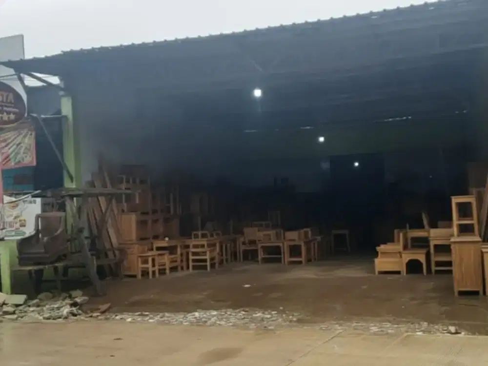 Disewakan Gudang Strategis Dipinggir Jalan di Cileungsi Bogor