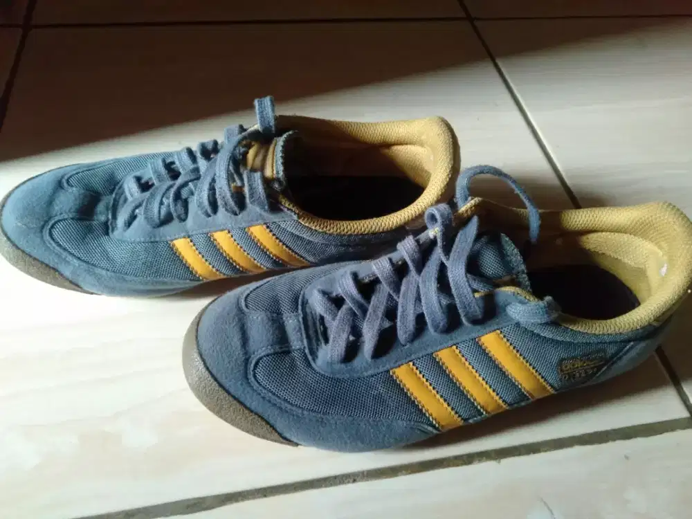 Di jual Adidas no 39