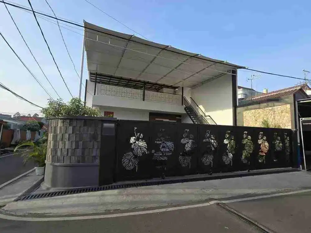 Rumah Antik ,Lokasi Strategis dan Siap Huni diDuren Sawit