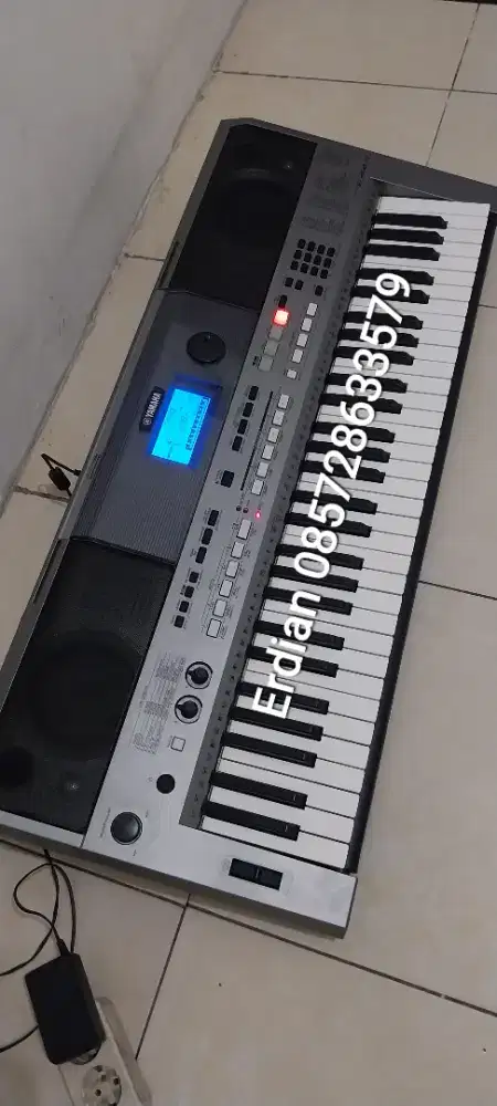 Yamaha PSR E443