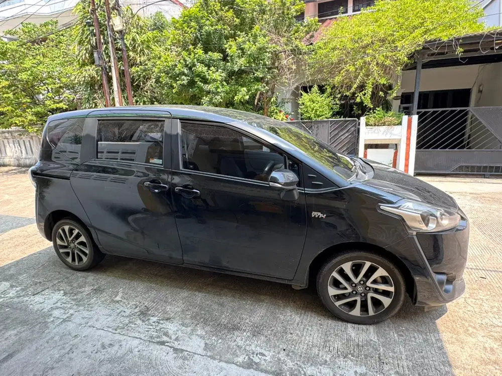 Toyota Sienta 2017 Bensin