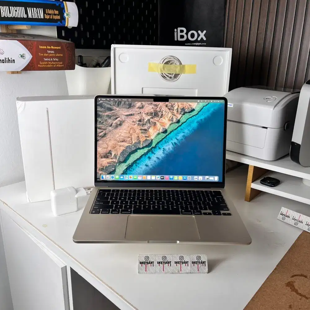 MacBook Air M2 16gb 256gb Stalight iBox Battery Health 100%