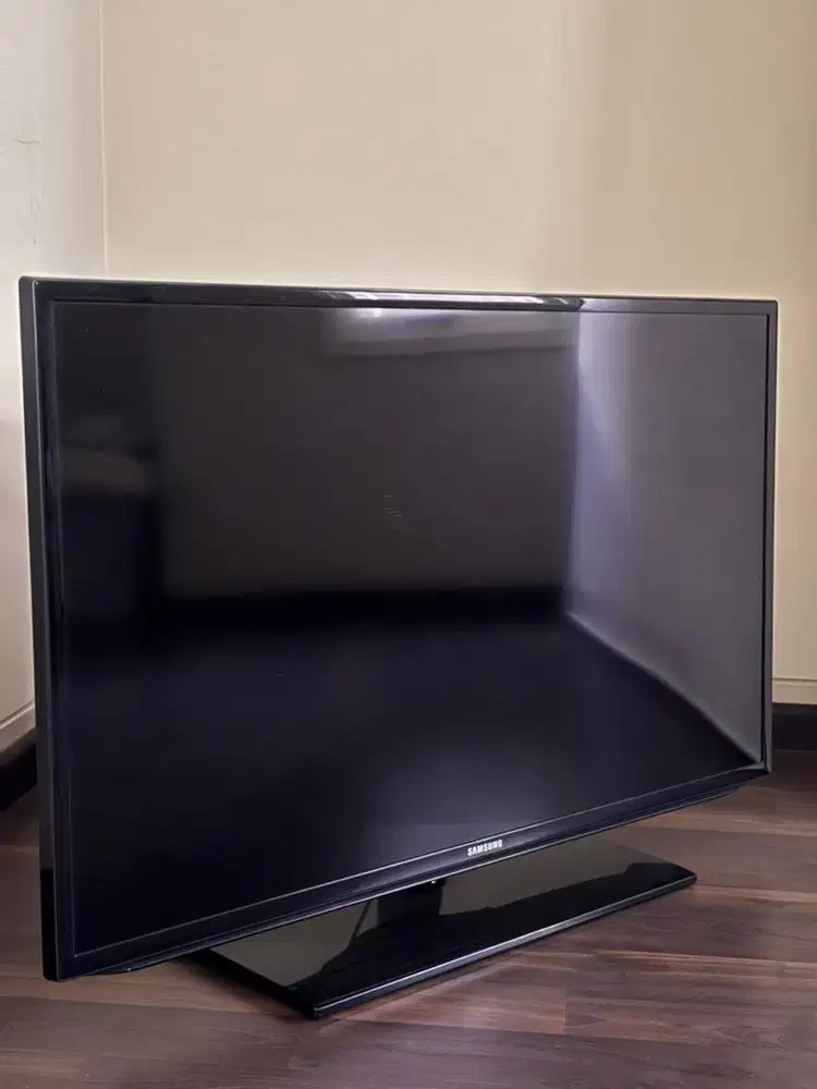Jual Samsung LED TV 40- Mulus terawat! siap pakai