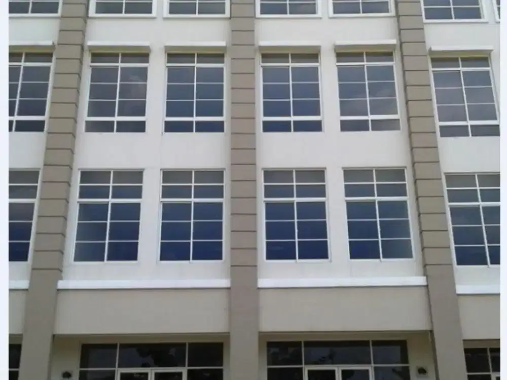 Disewakan Ruko Green Lake City Ruko Great Wall Hadap Boulevard Siap Pakai unit langka