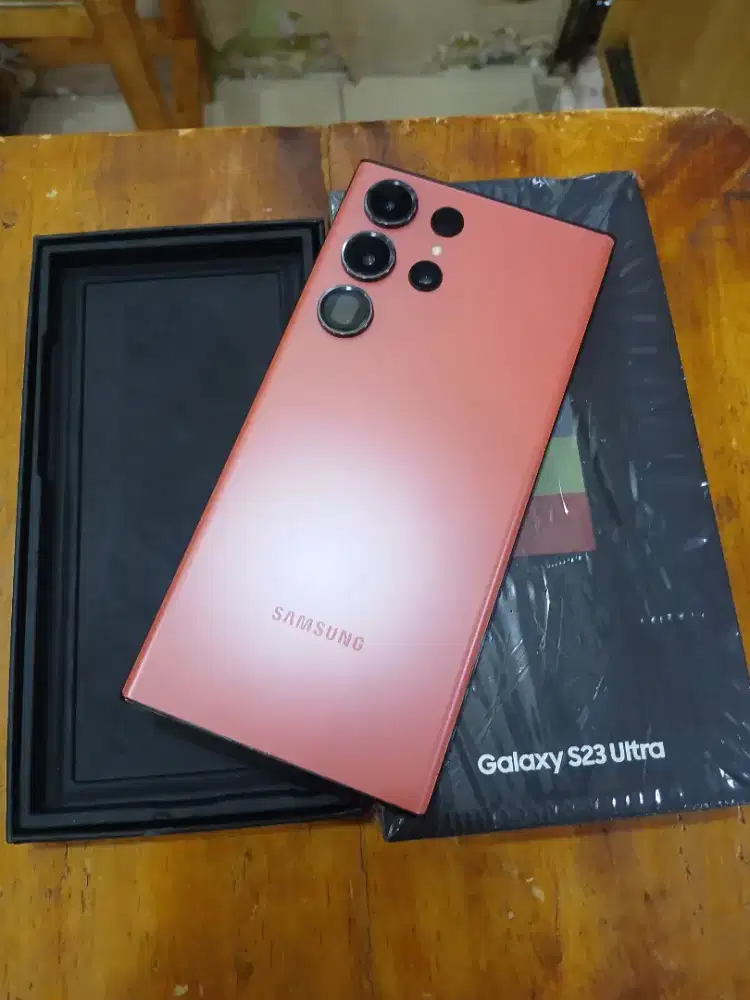 Samsung S23 ultra 12/512Gb SEIN