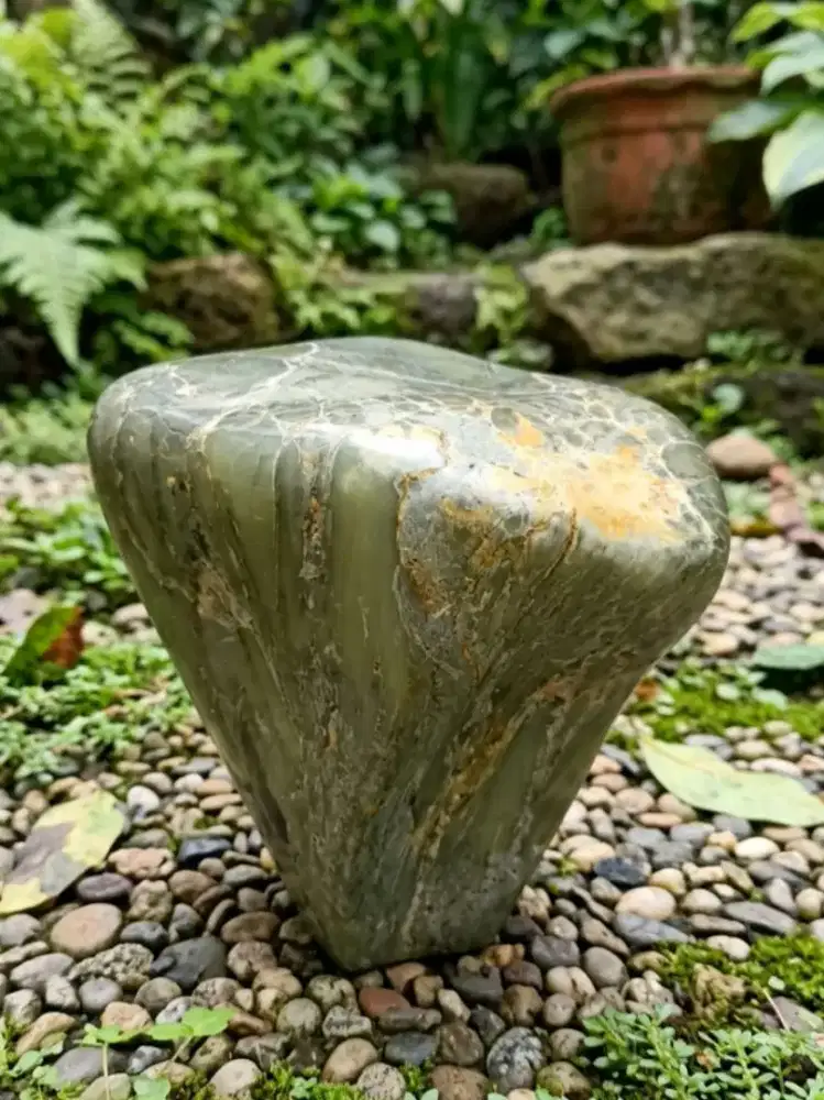 Pajangan F@sil Kayu Hijau Cristal (Giok Pasir Rakit) ±3Kg