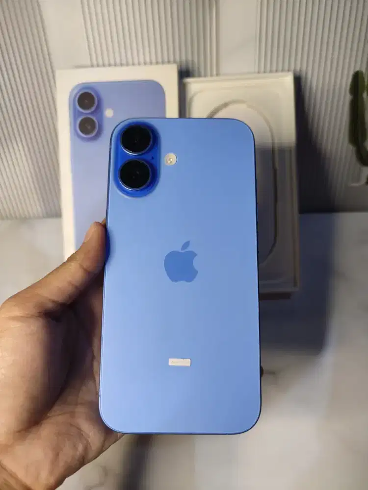 Ip 16 blue 128gb ibox garansi on 2027