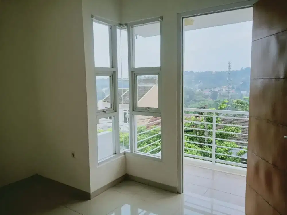 DIJUAL RUMAH 2 LANTAI DI CITRA WANAGARI RESIDENCE PASIR IMPUN BANDUNG