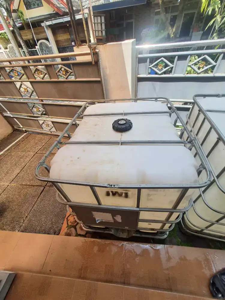 Kempu 1000 Liter Kondisi Siap Pakai Bersih Tidak Ada Bocor