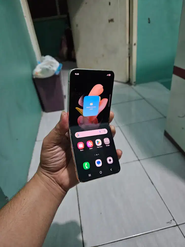 Samsung Z flip 4 5G 8/256