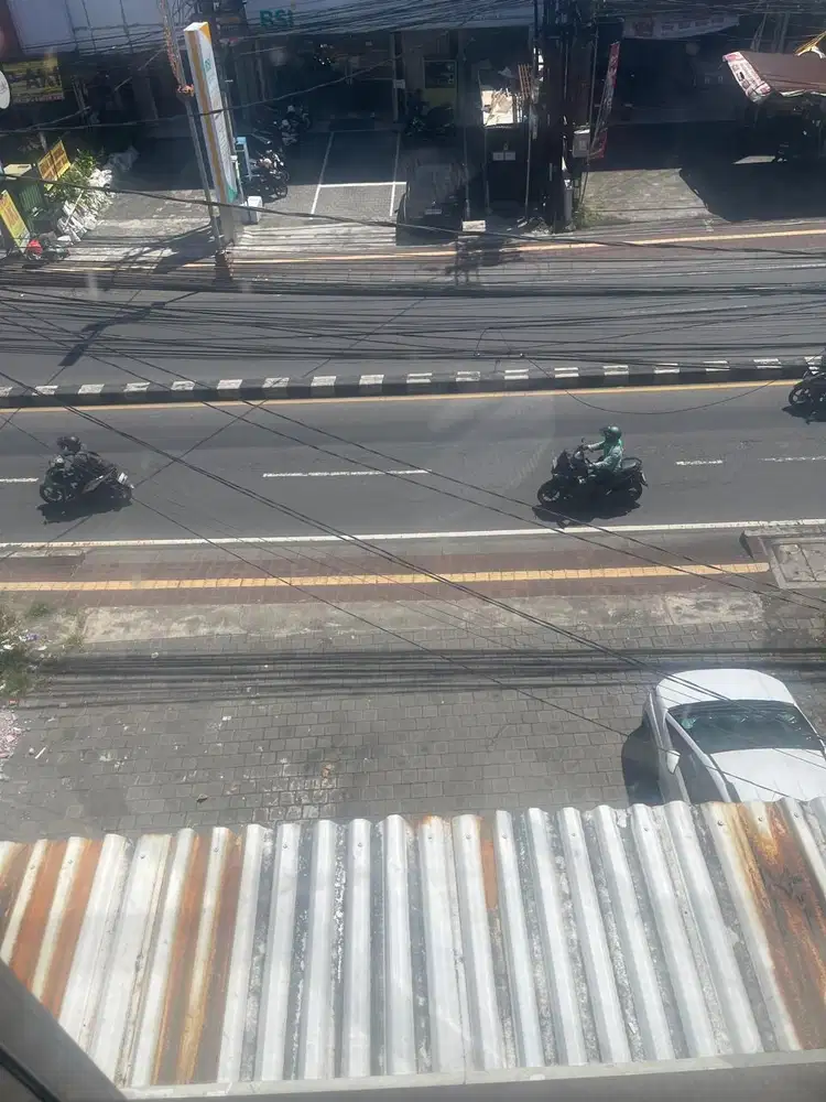 Disewakan ruko 3 lantai