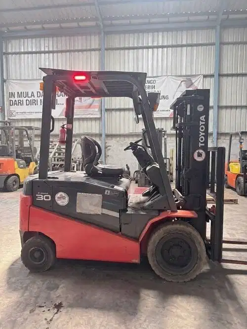 Forklift TOYOTA 3 Ton 8FBN30 Tahun 2017