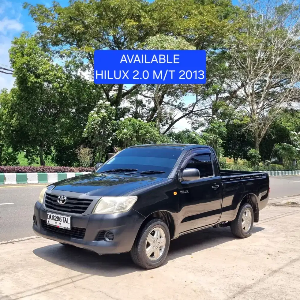 Toyota Hilux 2.0 M/T 2013