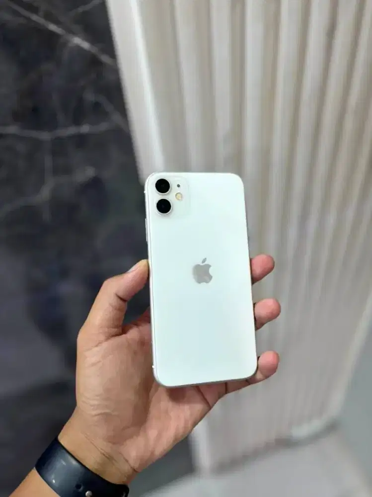 iPhone 11 128gb Inter Allop Like New