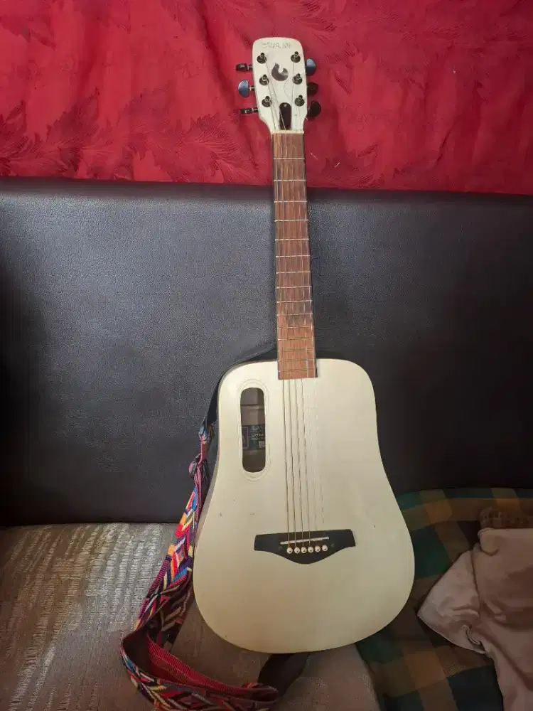 Jual gitar bekas berkualitas