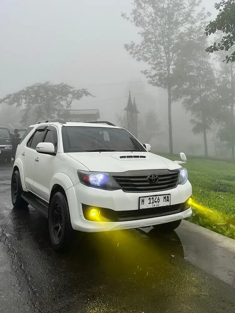 Toyota Fortuner 2012 Diesel