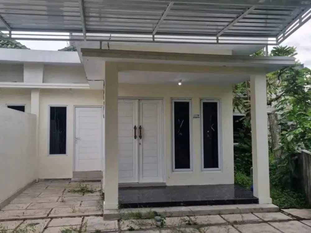 Rumah Luas & Nyaman Lokasi Dekat Terminal Jombor Halaman Depan & Belakang Luas, Siap Huni, Sendangadi, Mlati, Sleman