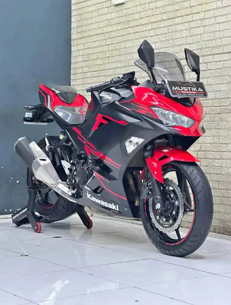 Kawasaki Ninja 250fi ABS tahun 2018