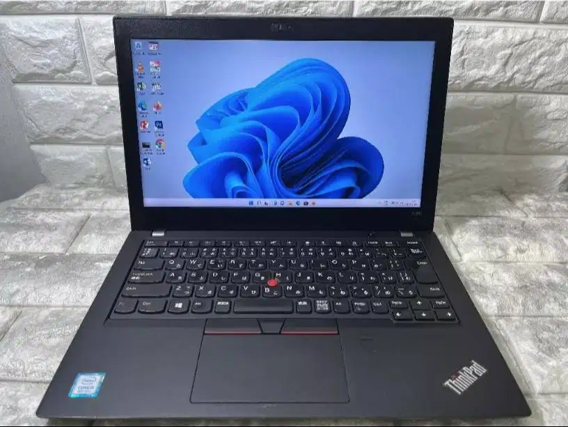 Laptop Lenovo Thinkpad X280 Core i7 Gen8 Ram 16gb 12.5inch N-WKJ