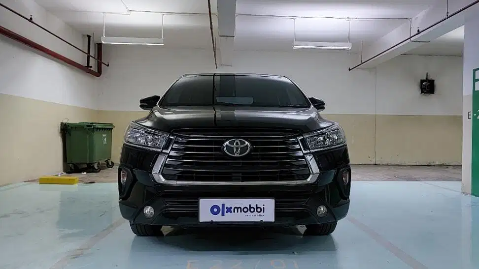 DP MURAH Toyota Kijang Innova 2.0 G Bensin-AT 2022 Hitam CWIKB