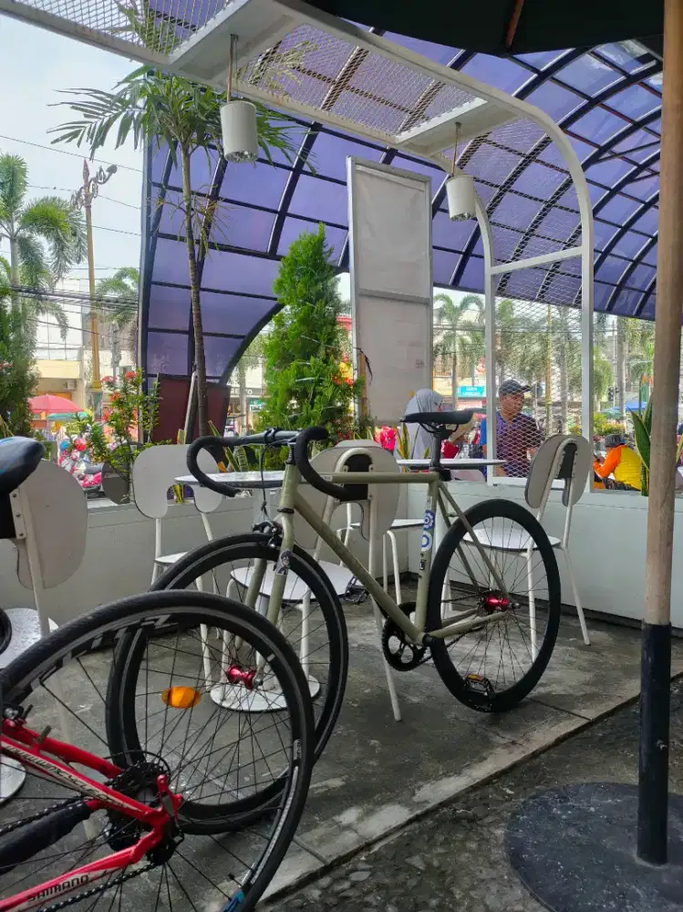 SEPEDA FIXIE GENIO SIZE L + HUB DOLTRAP